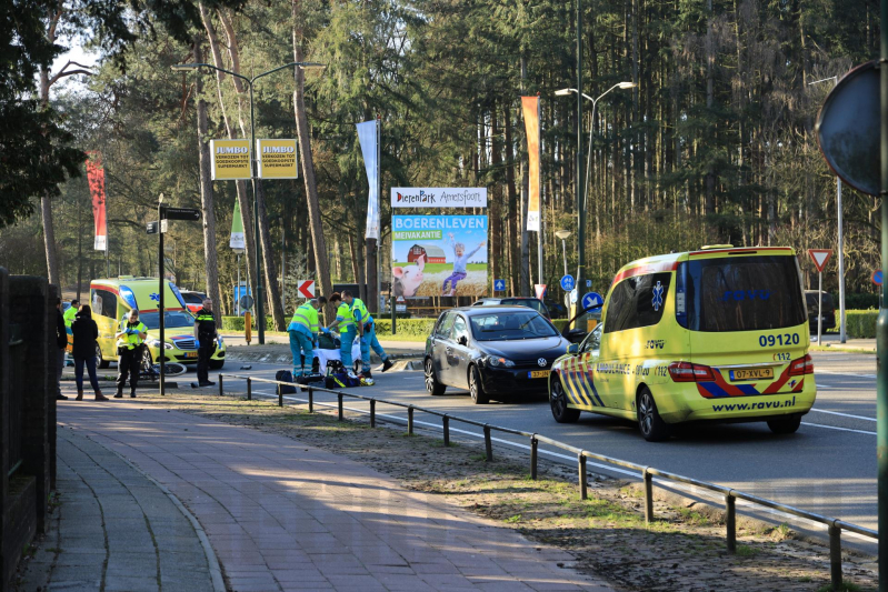 Fietsster ernstig gewond na aanrijding