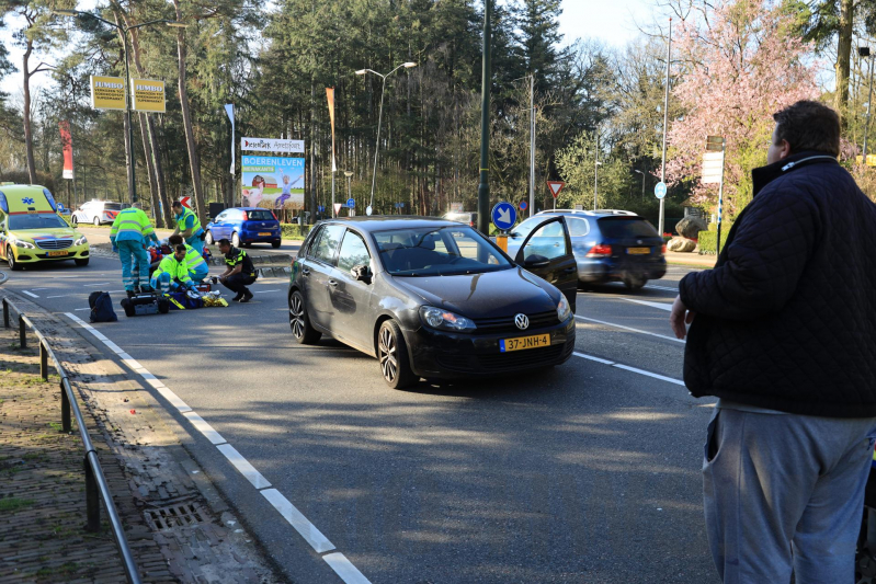 Fietsster ernstig gewond na aanrijding