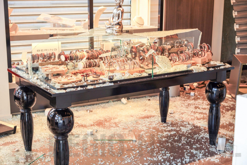 Ramkraak op juwelier Baronyan