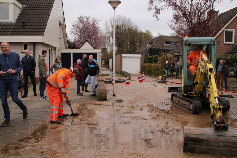 Straat blank en huishoudens zonder water