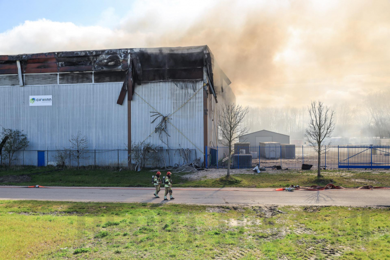 Grote brand recyclingbedrijf De Vijfhoek - Cirwinn