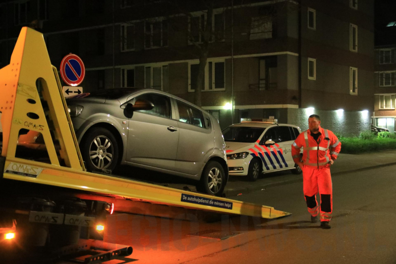 Drie aanhoudingen na poging brandstichting supermarkt, Operaplein