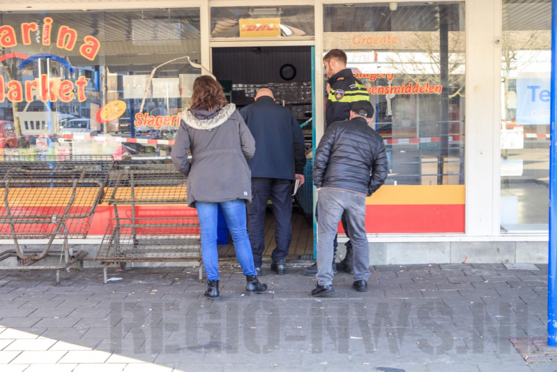 Onderzoek na poging brandstichting supermarkt, Operaplein