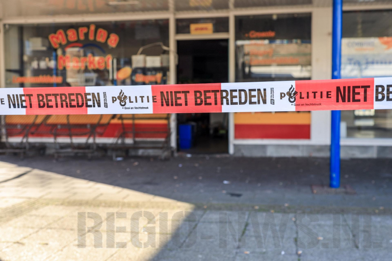 Onderzoek na poging brandstichting supermarkt, Operaplein