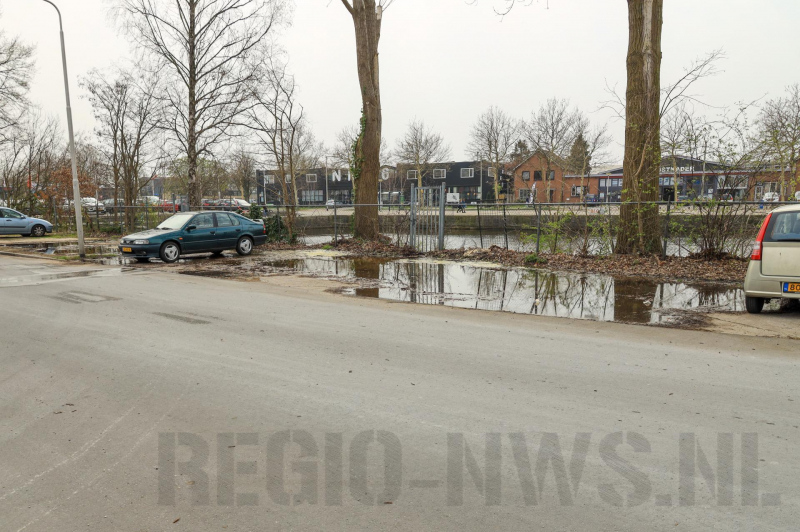 Parkeerplaatsen blank door waterlekkage