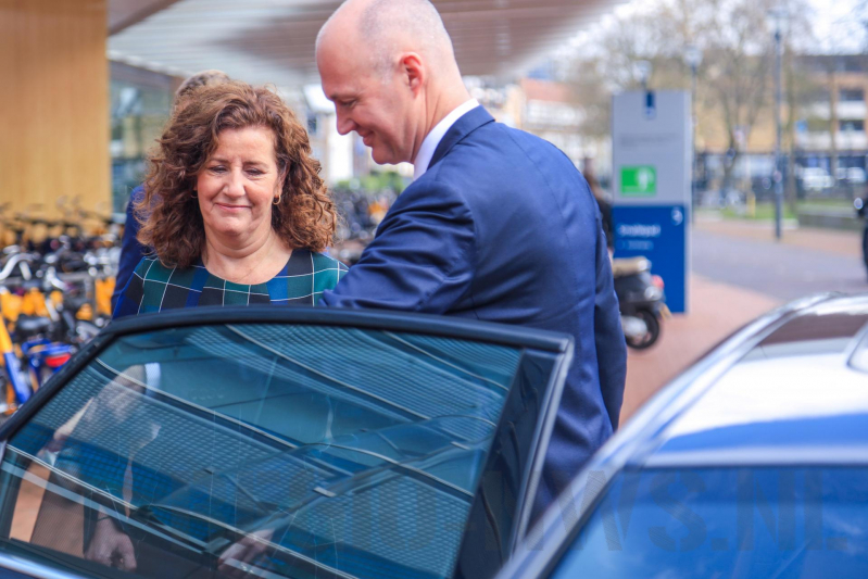 Minister Cultureel Erfgoed onthult oudste Nederlands scheepswrak