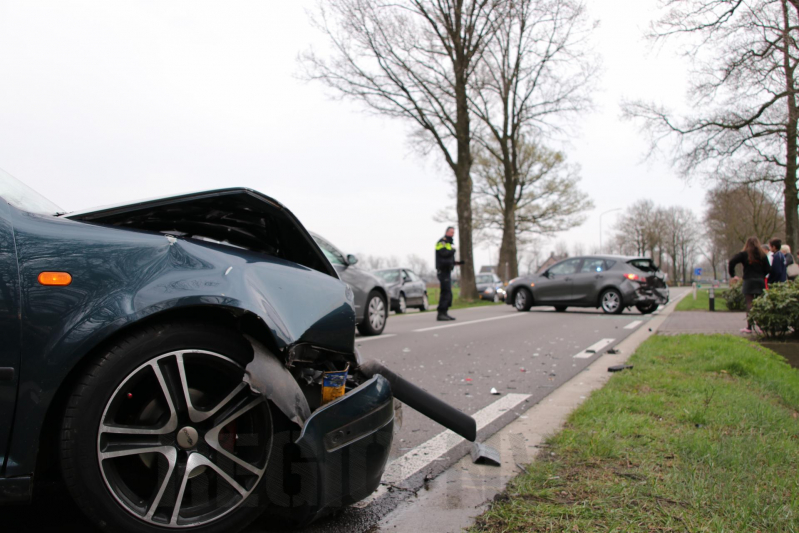 Ravage bij kop-staart aanrijding