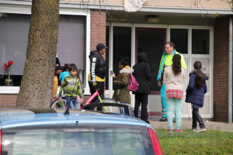 Tien flatwoningen kort ontruimd na brand in keuken