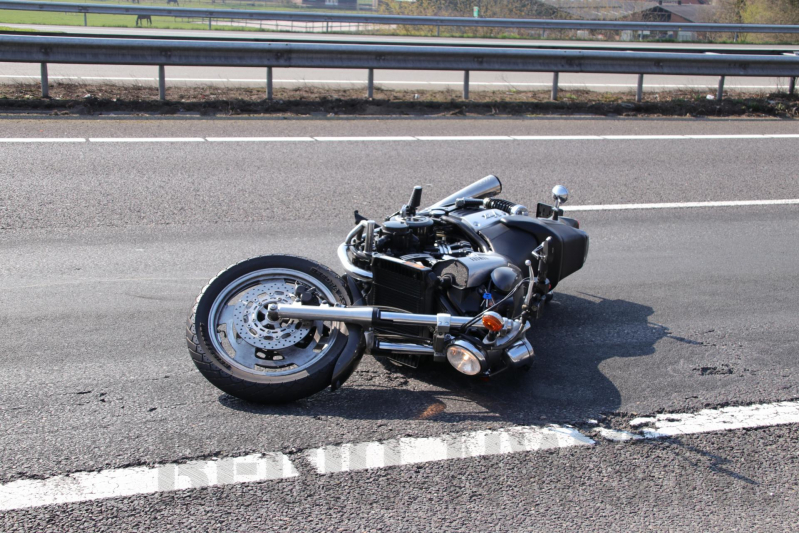 Motorrijder gewond en flinke file