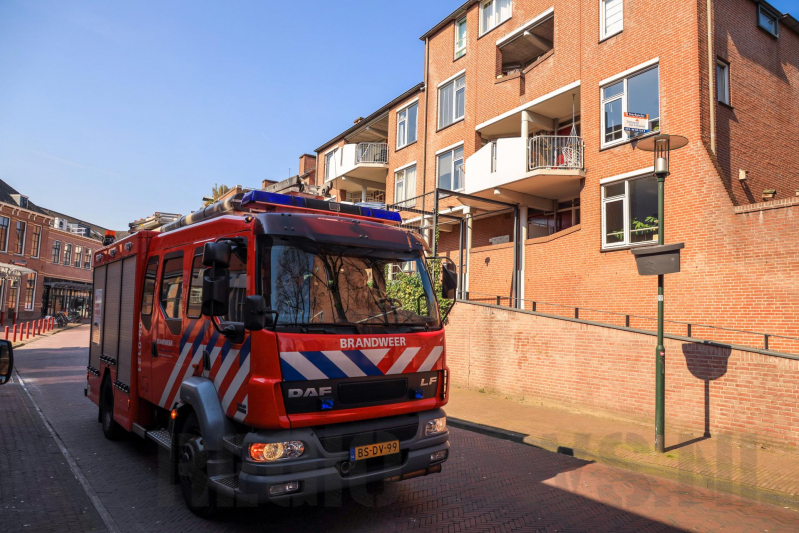 Brandweer schiet te hulp bij gesprongen waterleiding
