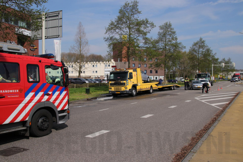 Bergingsvoertuig vat vlam