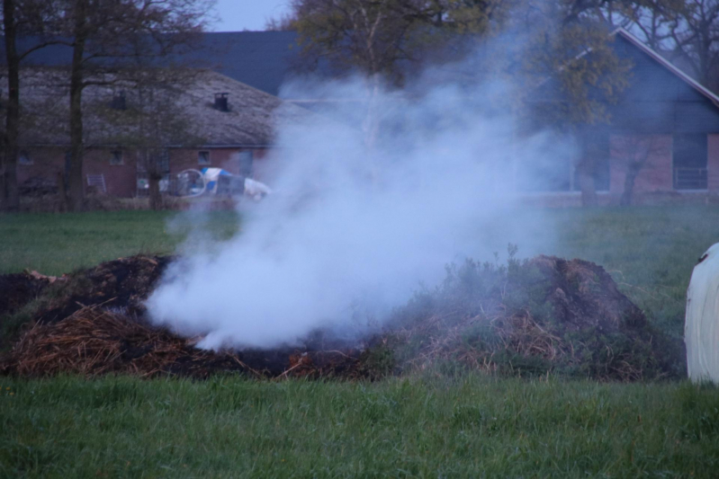 Broei veroorzaakt afvalbrand met veel rookontwikkeling