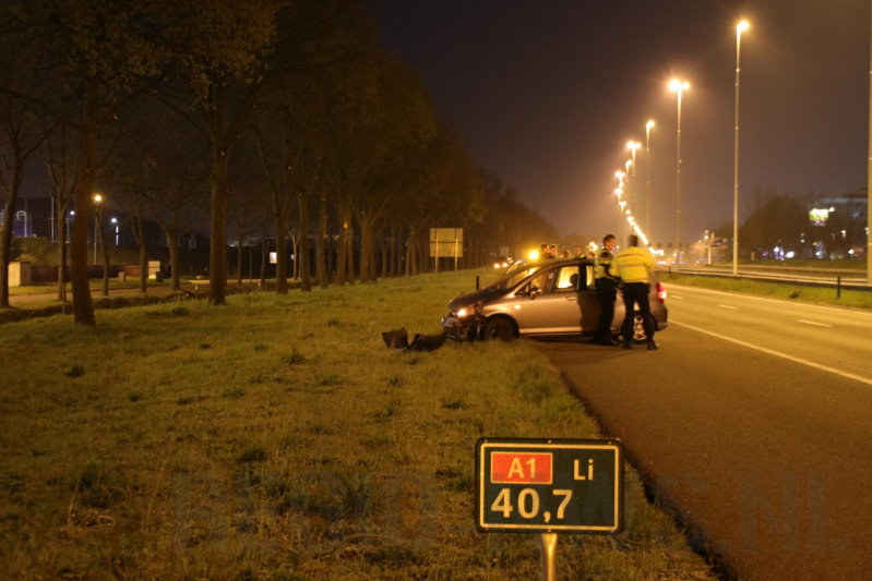 Auto zwaar beschadigd bij eenzijdig ongeval