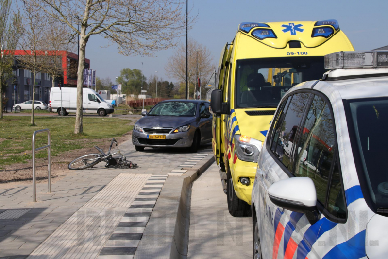 Scholier aangereden en gewond op gevaarlijke kruising