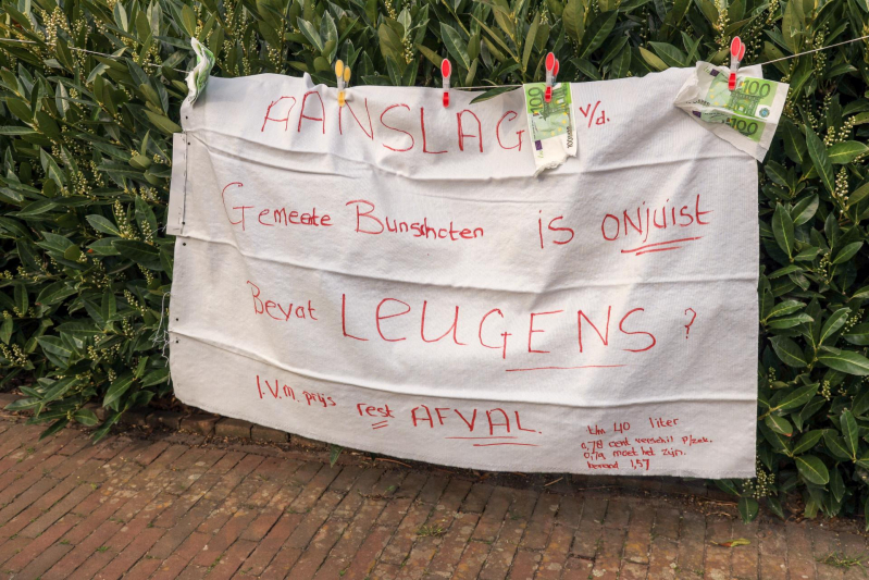 Demonstrant 'Bob' laat zich niet wegsturen