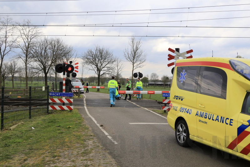 Schennispleger uit stilstaande trein gehaald en gearresteerd