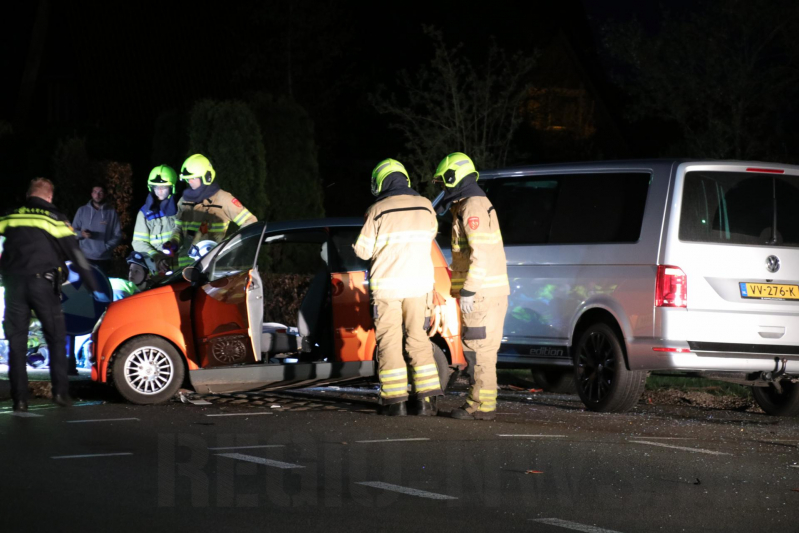 Brommobieler zwaar gewond na botsing