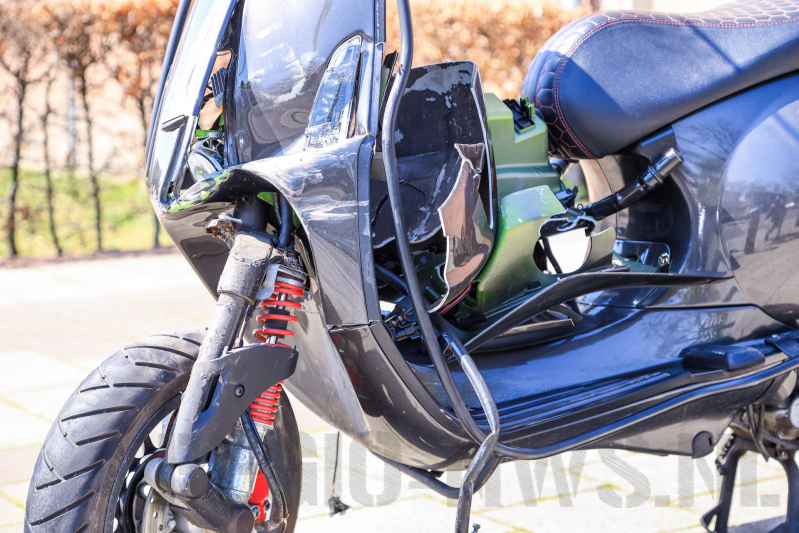 Scooter flink beschadigd bij ongeval
