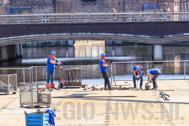 Podium Koningsdag 2019 in volle gang