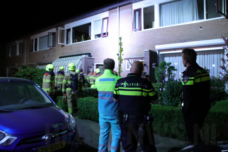 Buren rammelen bewoners wakker om brandalarm