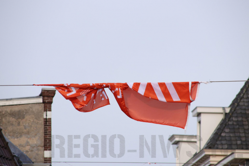 Dipje op feestvreugde in de voorbereidingen op Koningsdag