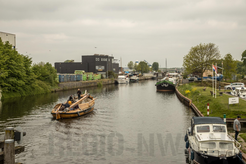 Botter BU.20 verlaat Eemplein