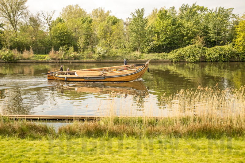 Botter BU.20 verlaat Eemplein