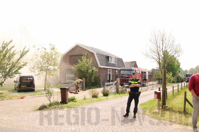Veel rook bij brand in loods