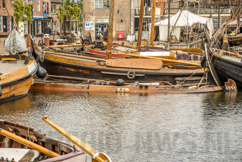 Eeuwenoude botter zinkt door mogelijk faalende pompen