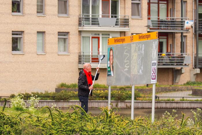 Start beplakking stembord voor Europese parlementsverkiezingen