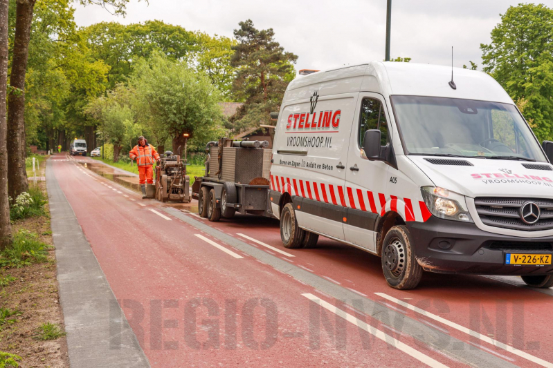 Herstelwerkzaamheden middengeleider fietsstraat