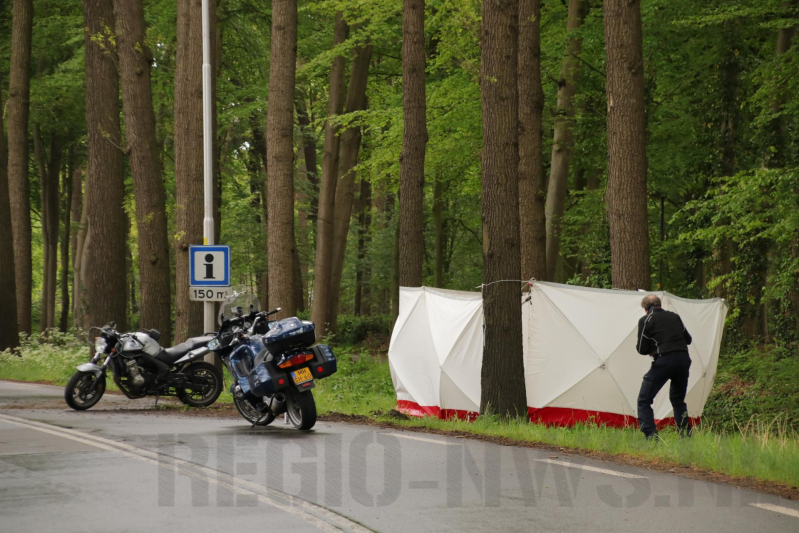 Lesmotorrijdster (31) overleden bij eenzijdig ongeval