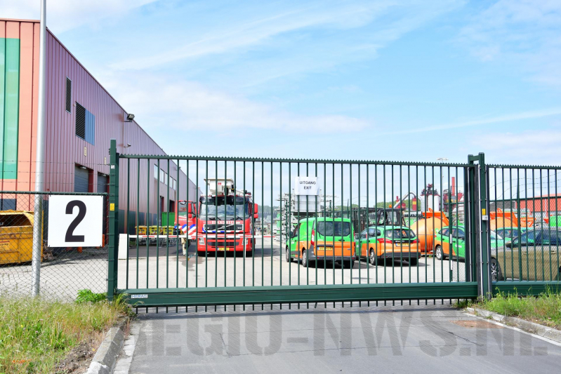 Bedrijf ontruimd na fabrieksbrand