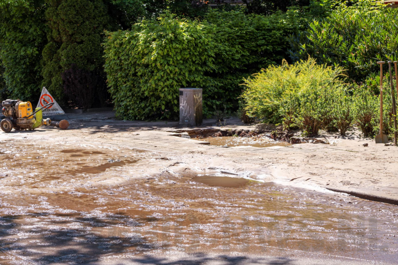 Sterke gaslucht bij sinkhole