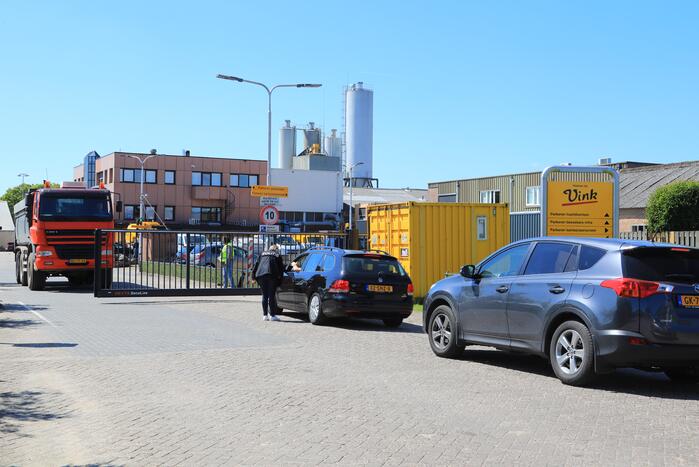Politie doorzoekt vier locaties van afval- en grondbewerkingsbedrijf Vink
