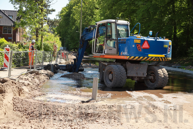 Waterleiding gesprongen door graafwerkzaamheden