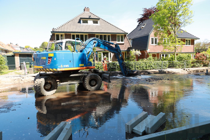 Waterleiding gesprongen door graafwerkzaamheden