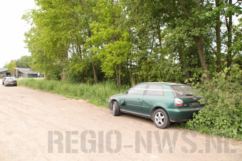 Buitenlandse sloopauto gedumpt op carpoolplaats