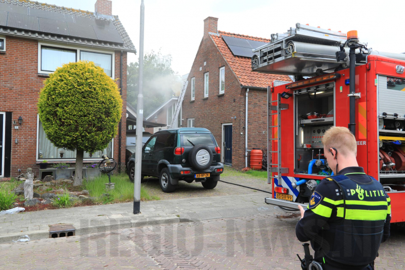 Veel rook bij brand in woning