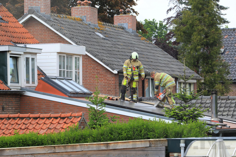 Veel rook bij brand in woning