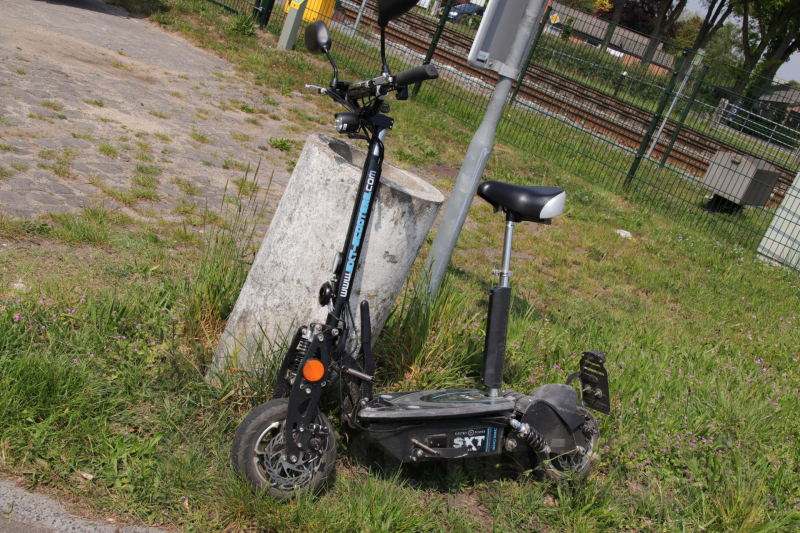 Man gewond na val met elektrische step