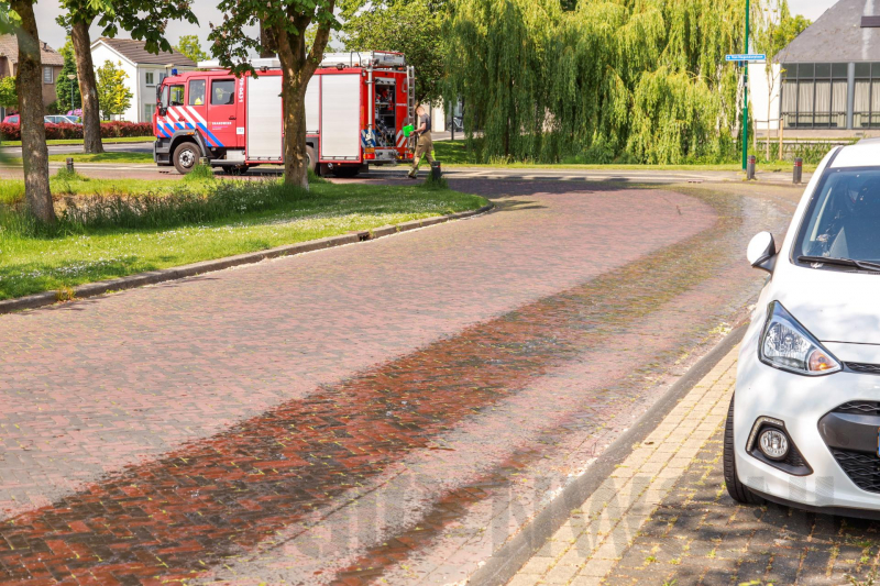 Meterslang oliespoor zorgt voor spekglad wegdek