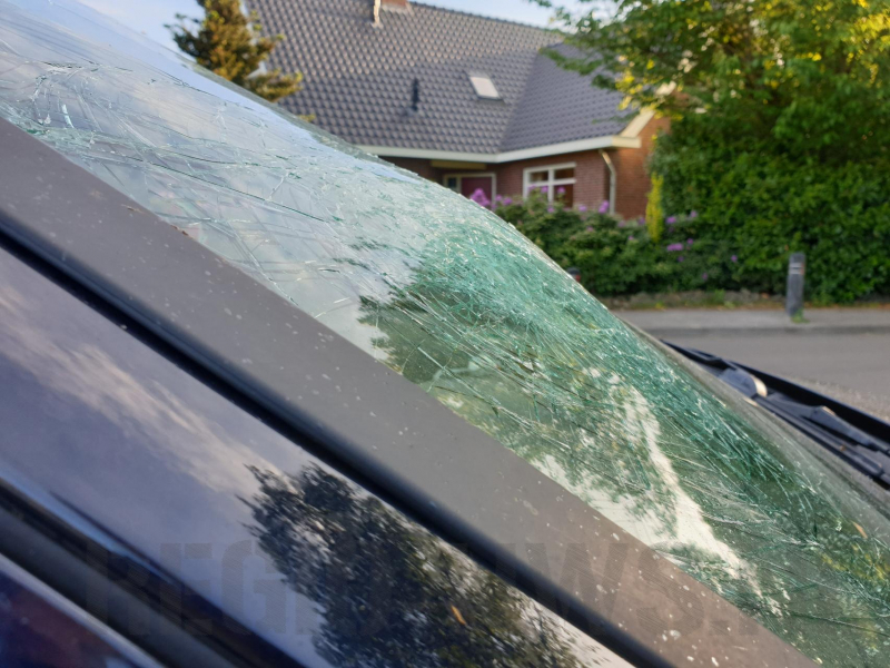 Flinke schade bij aanrijding op kruising