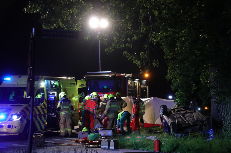 Zwaargewonde bij eenzijdige aanrijding