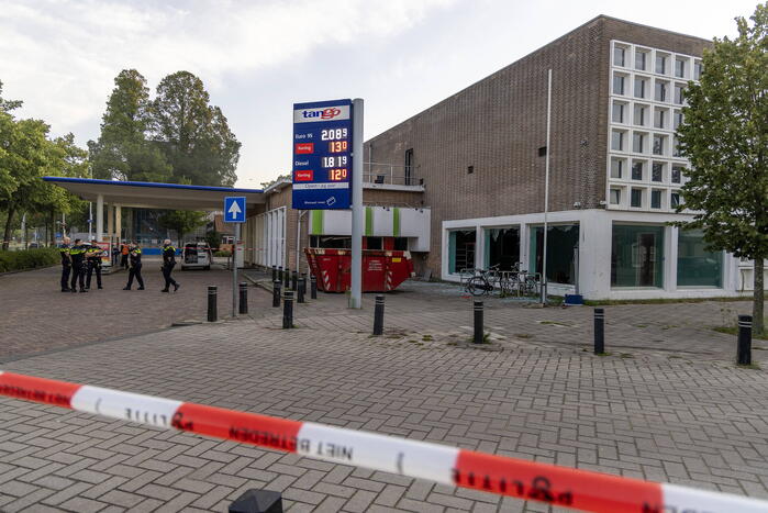 Meerdere ramen kapot na explosie