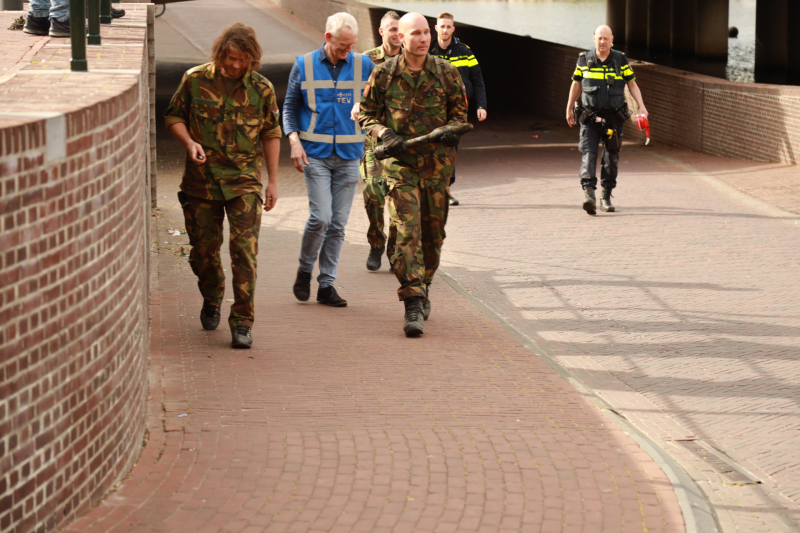 Magneetvisser vist bazooka op