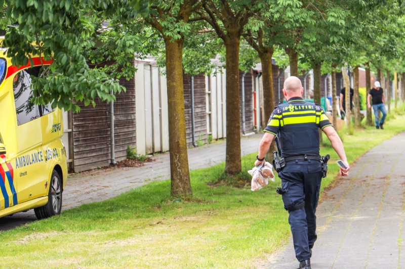 Man gewond na val van dak