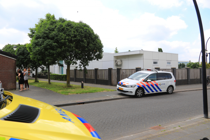 Man gewond na val van dak