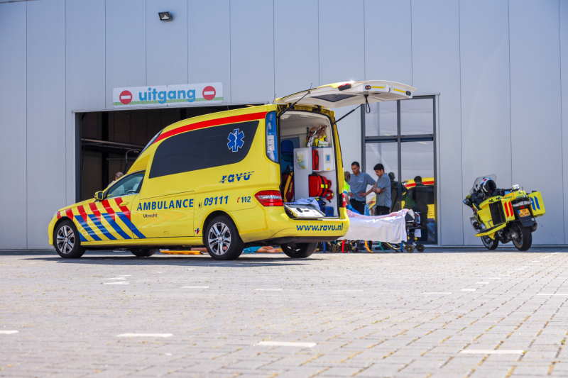 Hoogzwangere vrouw aangereden