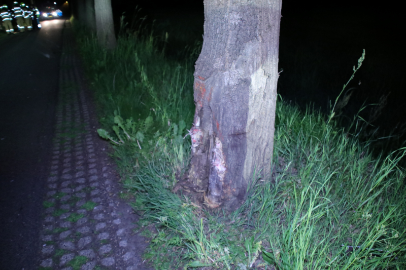 Gewonde bestuurder vlucht na crash